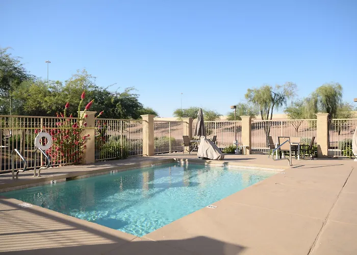 Wingate By Wyndham Phoenix Hotel 3*