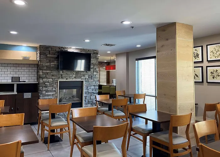 Hotel Wingate By Wyndham Phoenix 3*