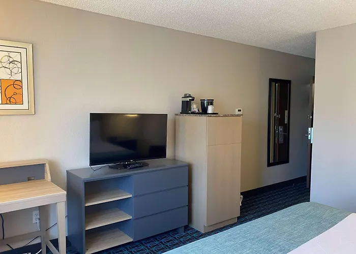Hotel Wingate By Wyndham Phoenix