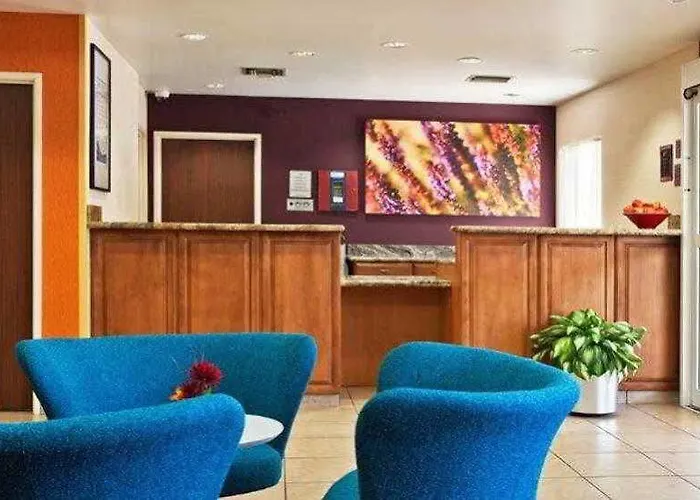 Hotel Wingate By Wyndham Phoenix
